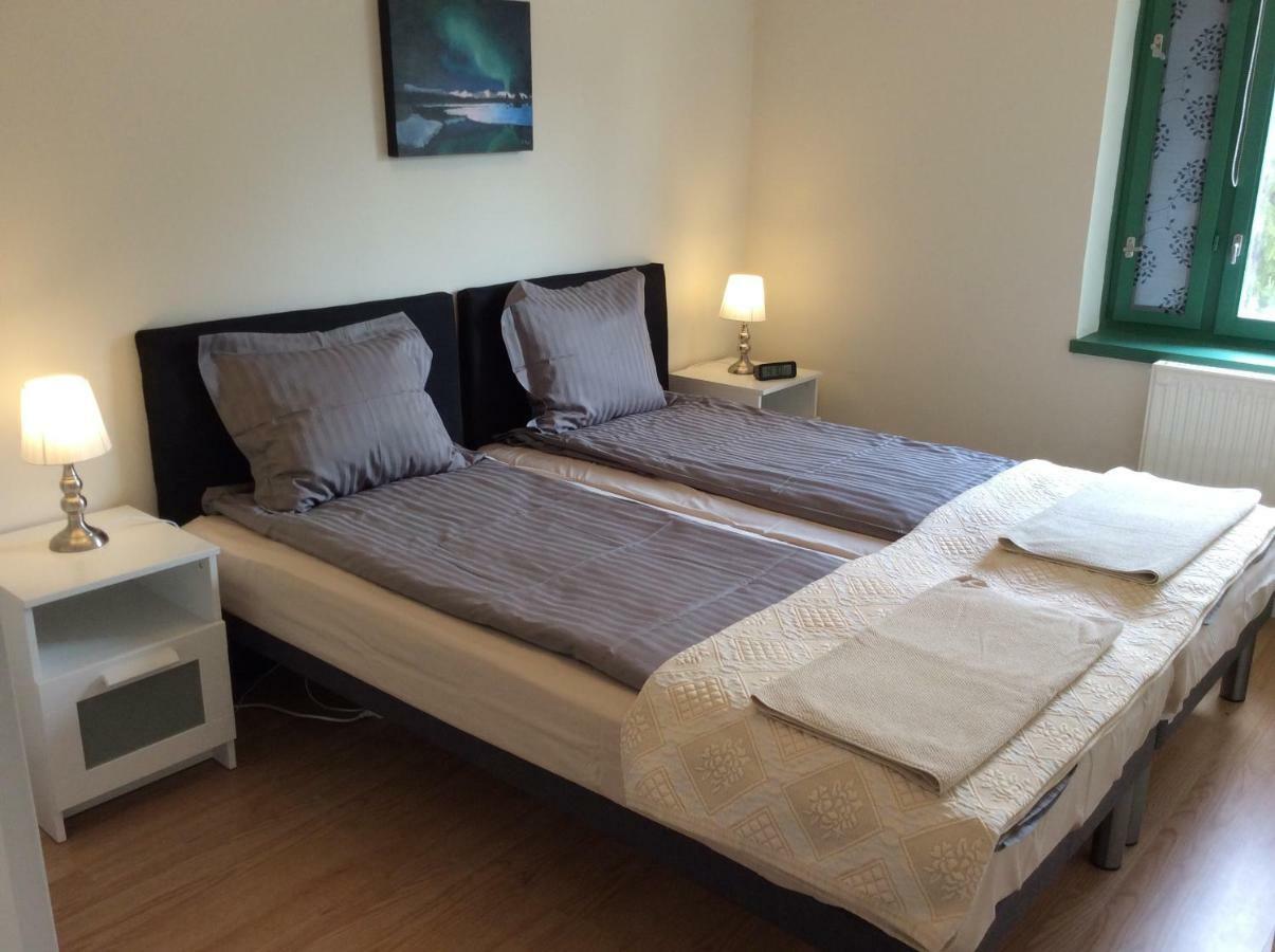 Biro Apartman ซาลาคาโรส ภายนอก รูปภาพ